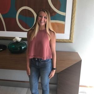 Meet your Posher, Alison